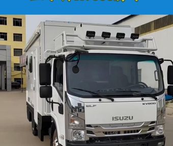 五十铃KV800：进口动力加持下的厢旅车新典范