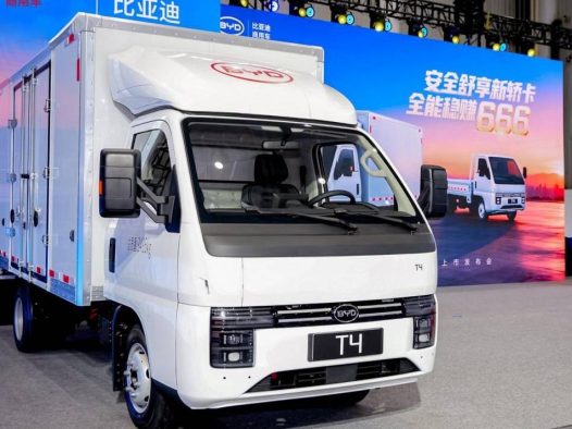 比亚迪T4纯电84度房车：开启绿色旅居新篇章，每公里成本仅0.3元